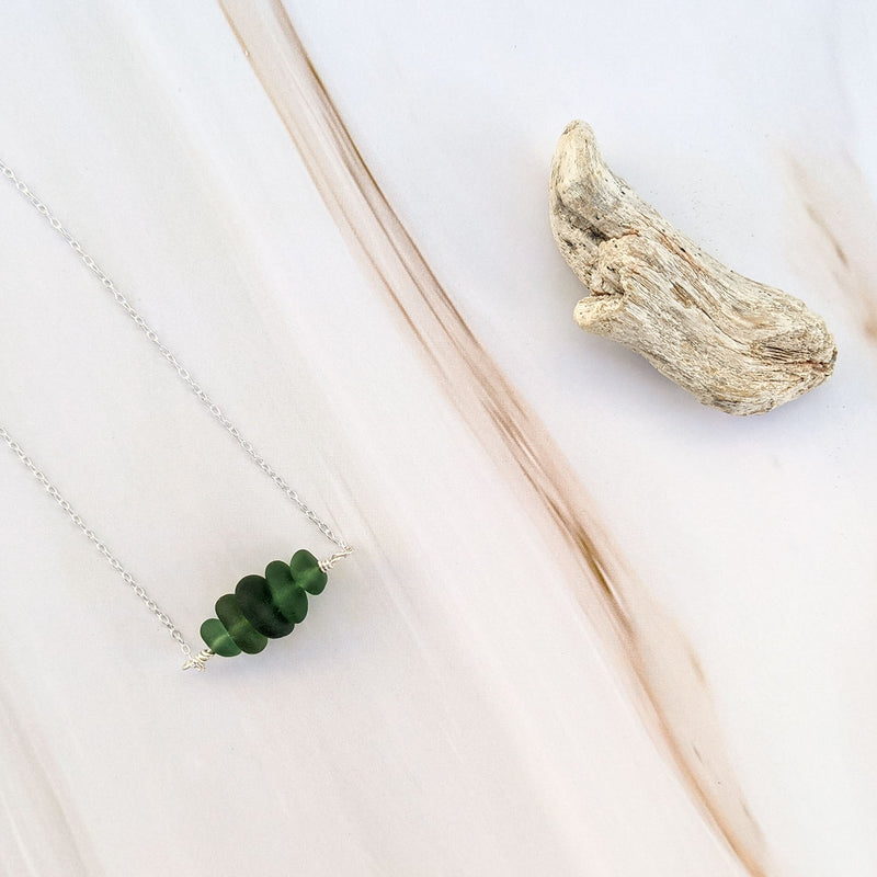 Sea stack necklace - forest green